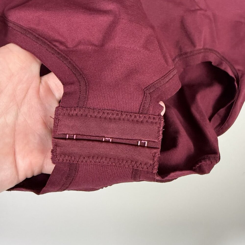 Spanx Long Sleeve Bodysuit Womens L Maroon Red Shapewear Smoothing Top NWT - Picture 4 of 8